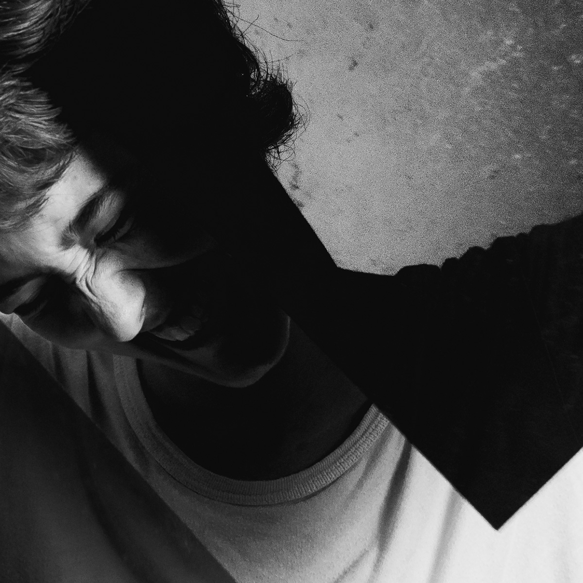 ritratto fotografico di ragazza che sorride di Elías Nieva Prieto